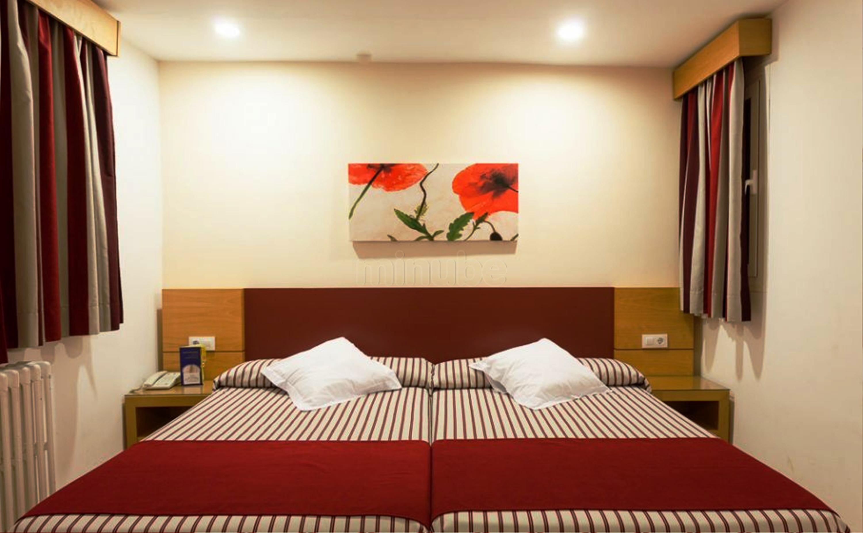 Hotel Amic Colon Палма де Майорка Екстериор снимка