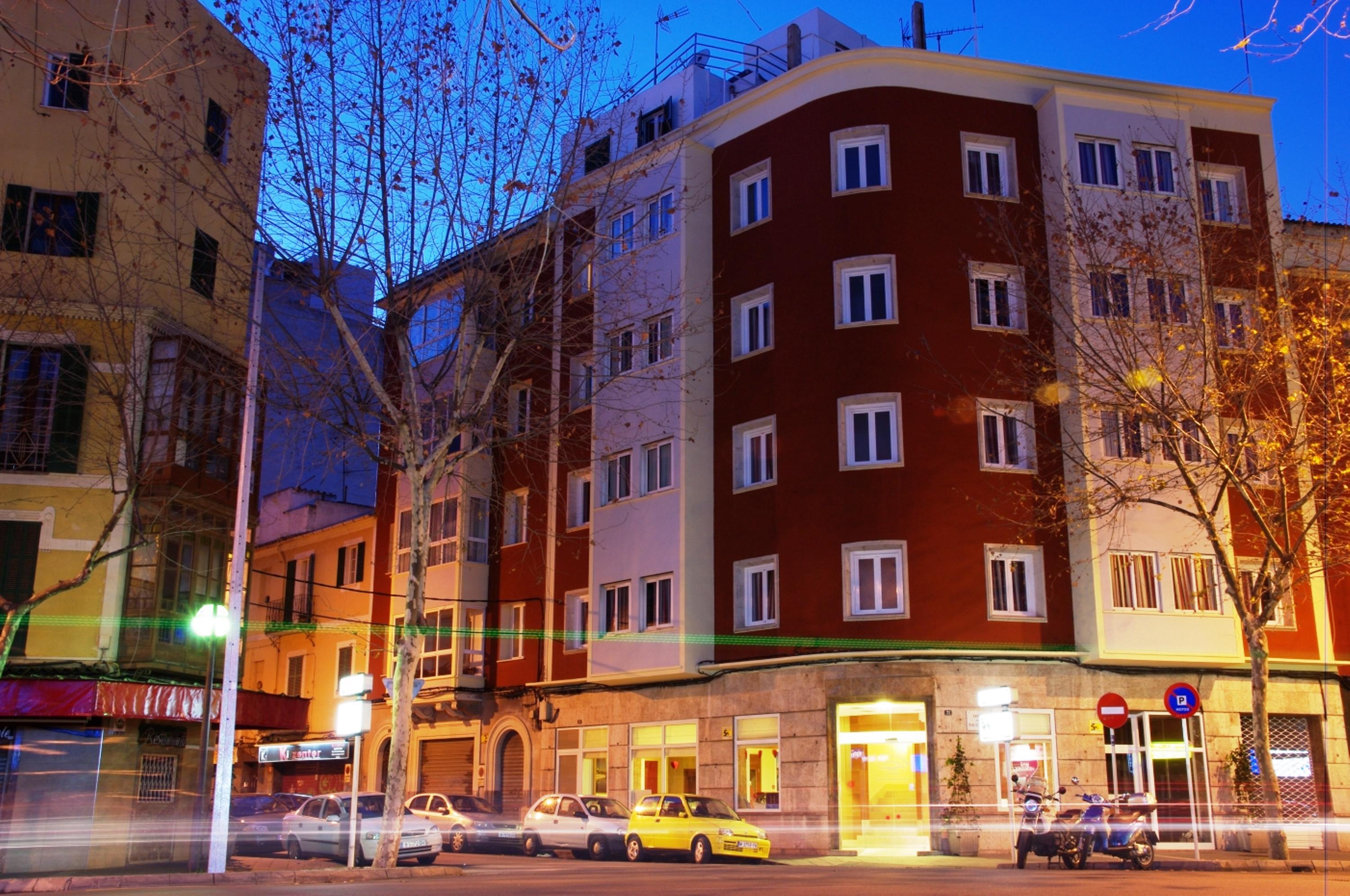 Hotel Amic Colon Палма де Майорка Екстериор снимка