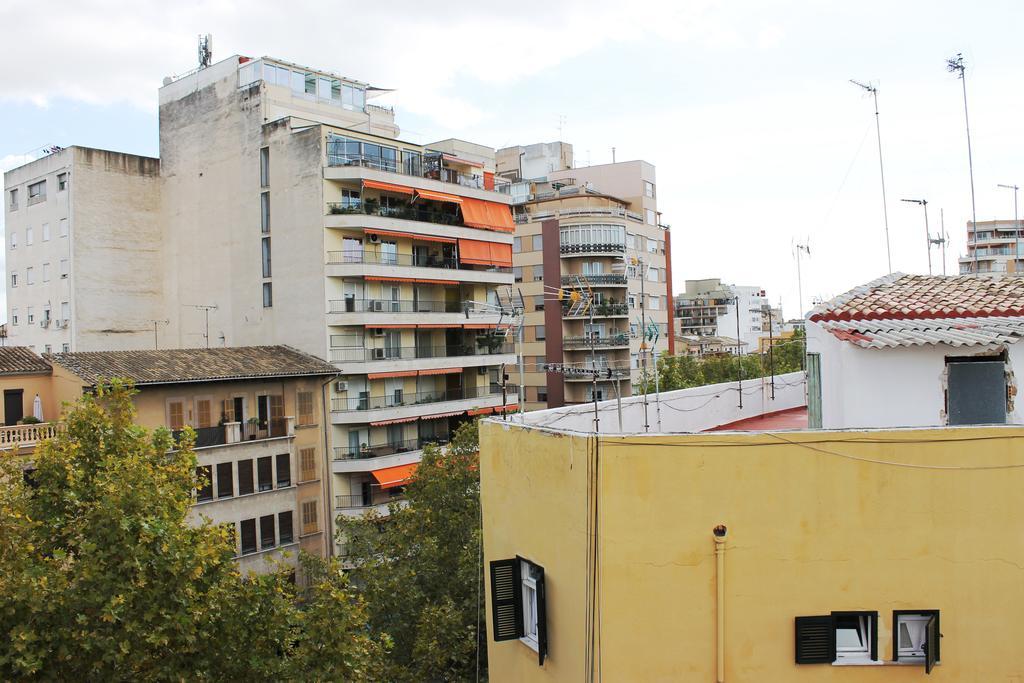 Hotel Amic Colon Палма де Майорка Екстериор снимка
