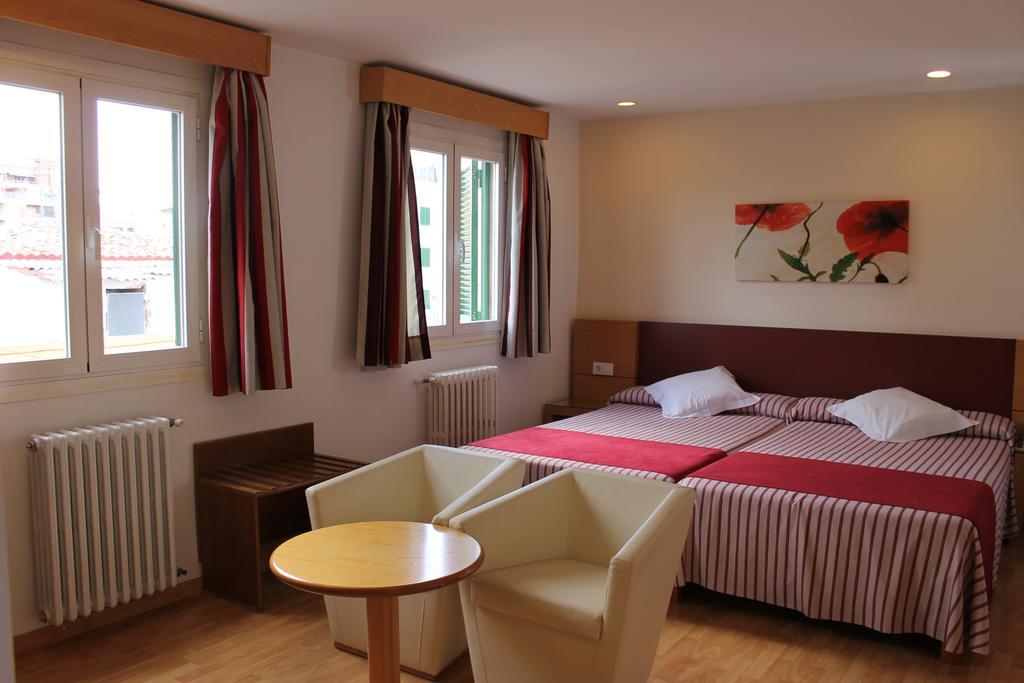 Hotel Amic Colon Палма де Майорка Екстериор снимка