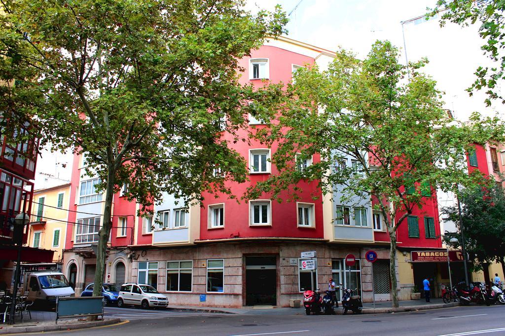 Hotel Amic Colon Палма де Майорка Екстериор снимка