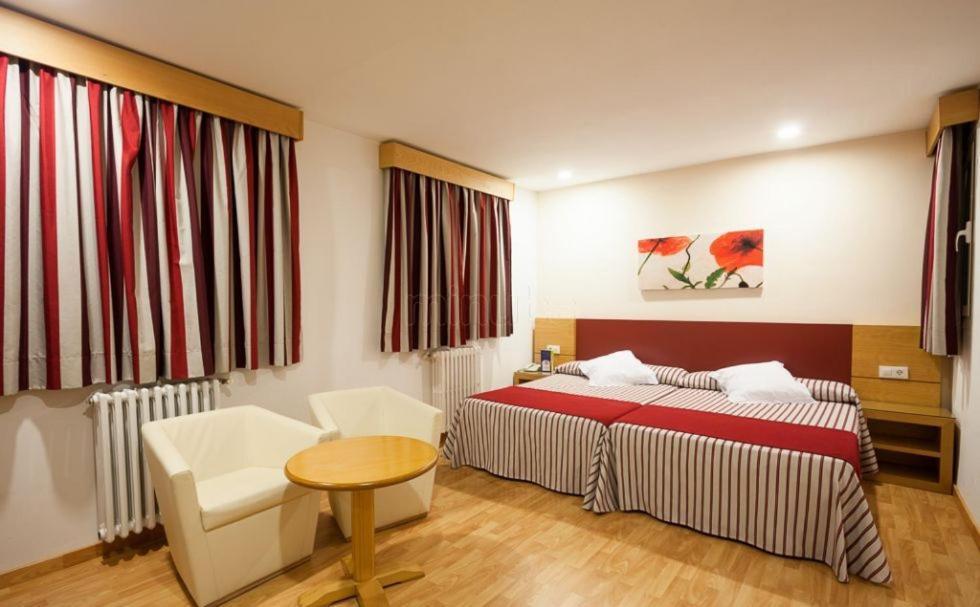 Hotel Amic Colon Палма де Майорка Екстериор снимка