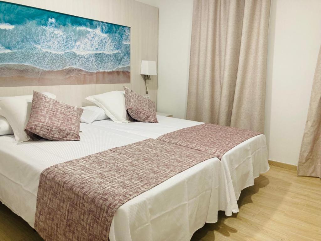 Hotel Amic Colon Палма де Майорка Екстериор снимка